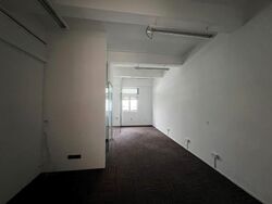 Teo Hong Road (D2), Office #568708281